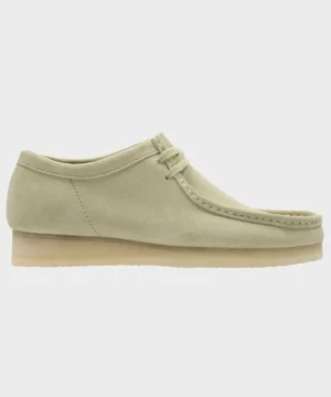 Clearance Clarks Wallabee in Maple Suede Brown