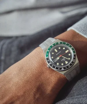 Clearance Timex Q Reissue Dial with /Green Bezel Bracelet Watch Black