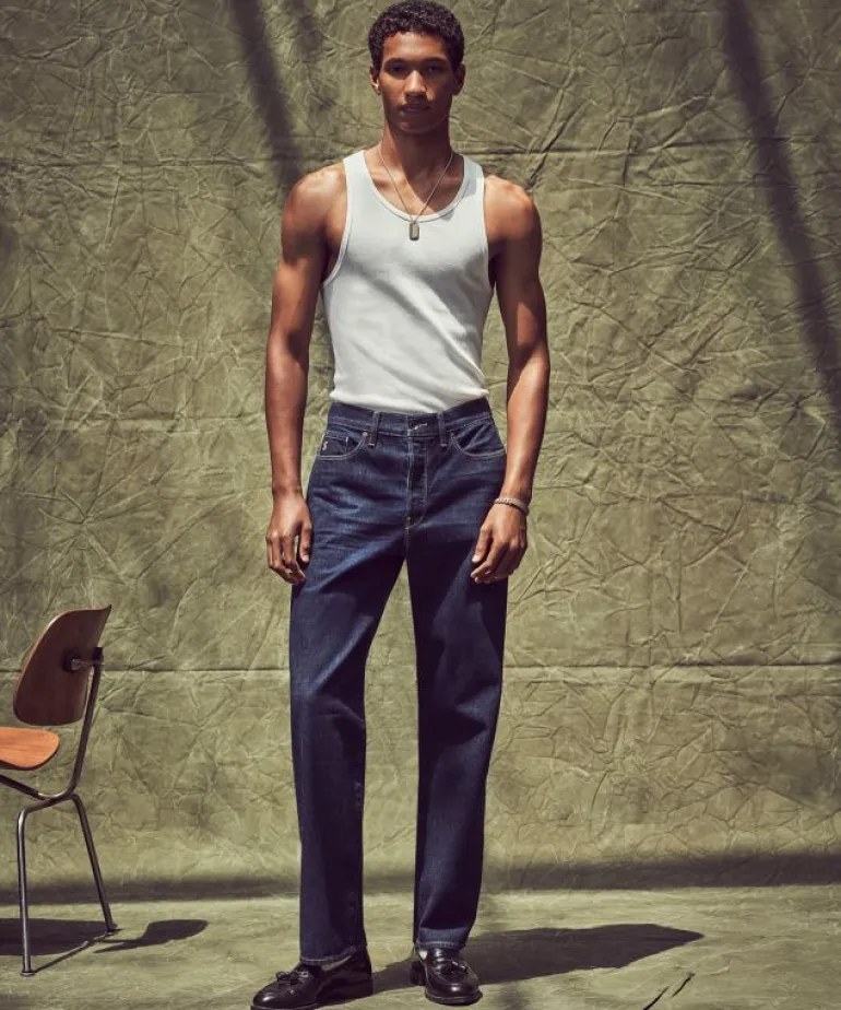 Shop Todd Snyder Relaxed Selvedge Jean in Indigo Rinse Blue
