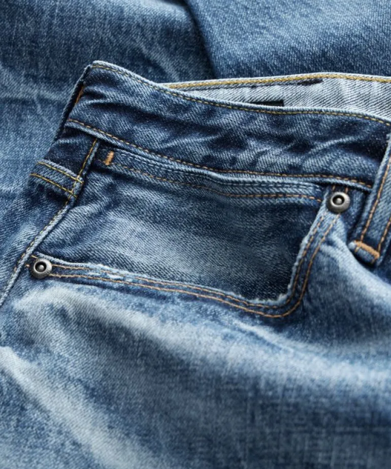 Sale Todd Snyder Slim Japanese Selvedge Stretch Jean in Distressed Wash Blue