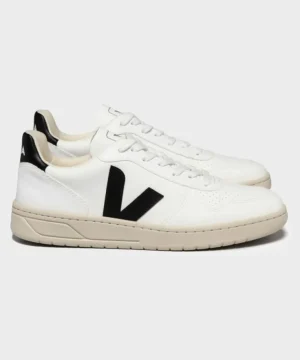 New Veja V-10 CWL White / Black