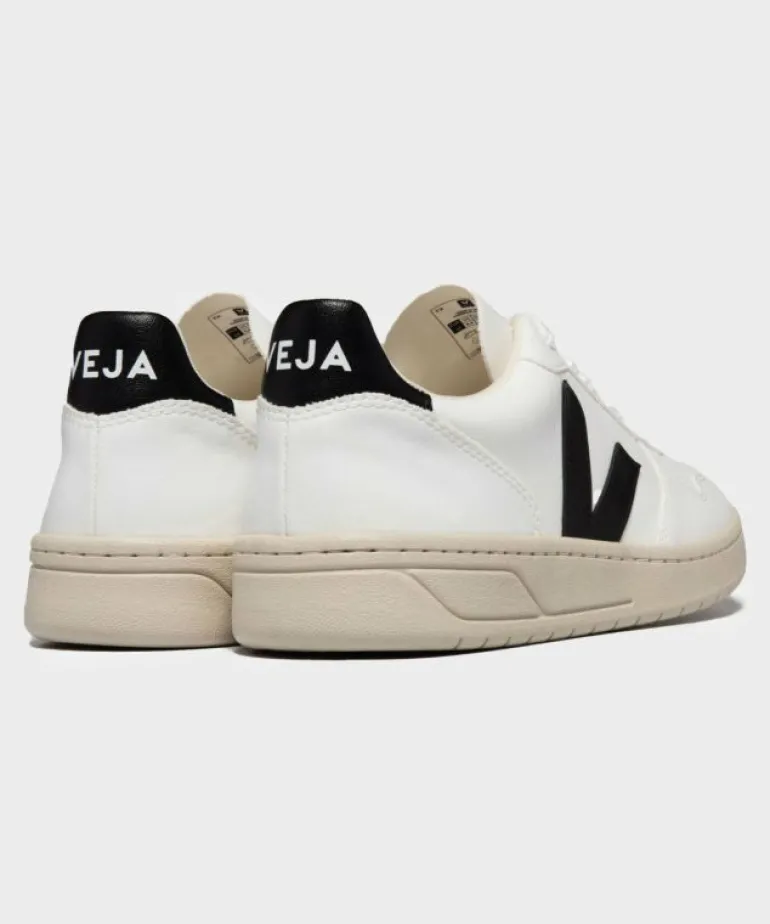 New Veja V-10 CWL White / Black